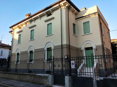 Via Poma Apartments&Rooms