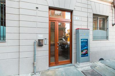 GuestHost - Piazza Statuto Functional Studio