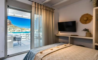 Luxurious stoudio in Mandrakia 1