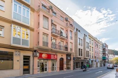 Epidemia & quite bedrooms by ELE Apartments
