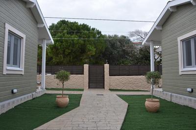 Olympia's Apartments by Traser