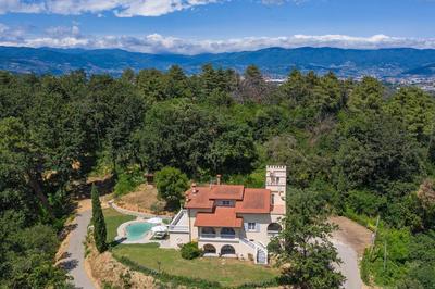 Villa Marisa by VacaVilla