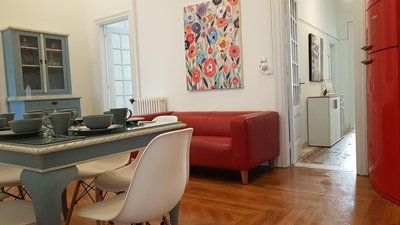 Ionian Apartment- Athens Center, 6 BD, 2.5 BATH