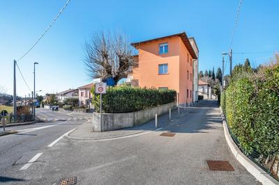 GuestHost - APT with balcony close to Switzerland!