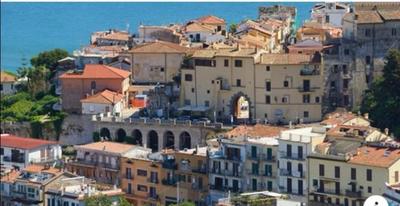 FUGA ROMANTICA con CAMINO , VISTA MARE