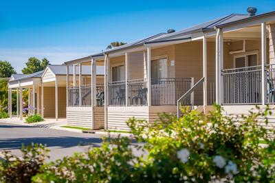 Highway 1 Holiday & Lifestyle Park