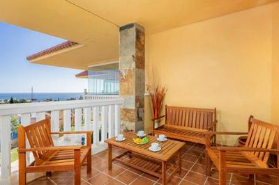 Lovely seaview apartment by Costarentals - Ref 106