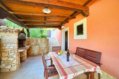 Apartment Villa Mare1 with pool, sea view and hydromassage