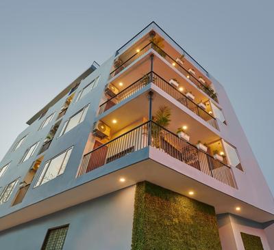 Minimalist Poshtel & Suites