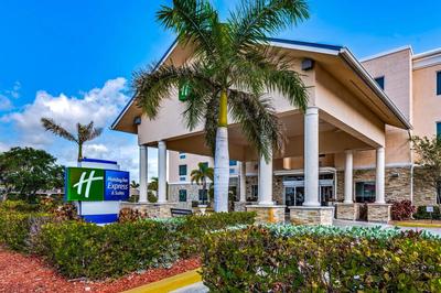 Holiday Inn Express & Suites Lantana by IHG
