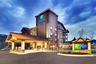 Holiday Inn Express & Suites Helen by IHG