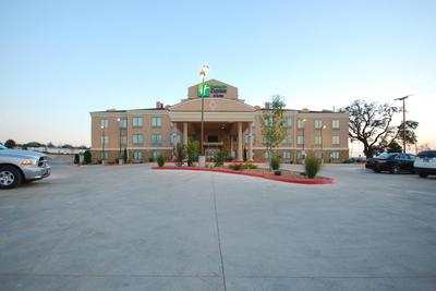 Holiday Inn Express & Suites Gonzales by IHG