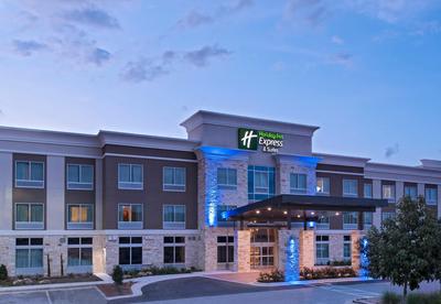 Holiday Inn Express & Suites Austin NW - Four Points by IHG