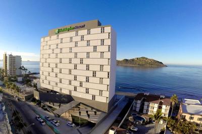 Holiday Inn Resort Mazatlan by IHG
