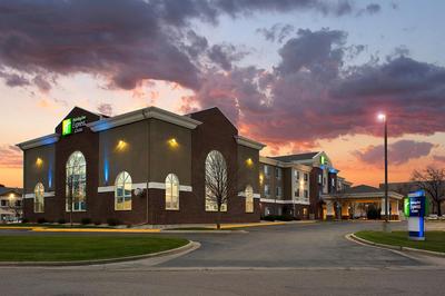 Garner Hotel Brookings by IHG