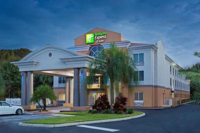 Holiday Inn Express & Suites Tavares by IHG