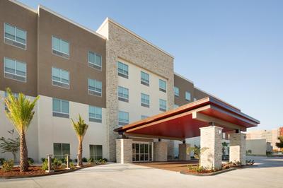 Holiday Inn Express & Suites - McAllen - Medical Center Area by IHG