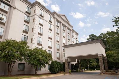 Holiday Inn & Suites Raleigh Cary by IHG