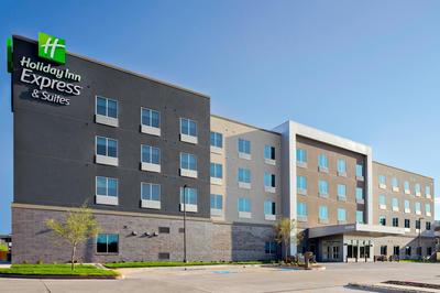Holiday Inn Express & Suites Lubbock Central - Univ Area by IHG