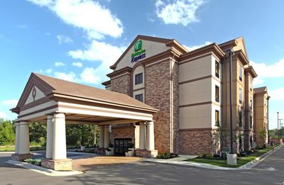 Holiday Inn Express & Suites Maumelle by IHG