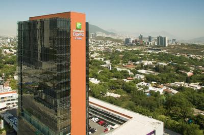 Holiday Inn Express & Suites Monterrey Valle by IHG