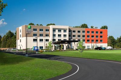 Holiday Inn Express Queensbury-Lake George Area by IHG