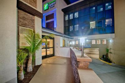 Hampton Inn by Hilton Costa Mesa Newport Beach