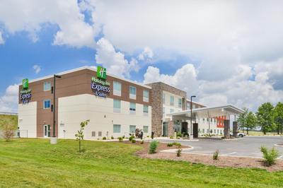 Holiday Inn Express & Suites Salem by IHG
