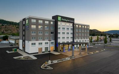 Holiday Inn Express & Suites Kelowna - East by IHG