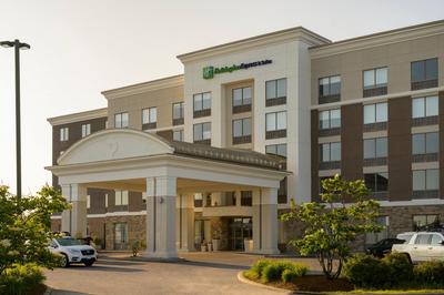 Holiday Inn Express Hotel & Suites North Bay by IHG