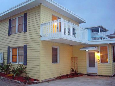 Tybeeland Steps to the Beach with Oceanviews, Beachside of Butler Ave