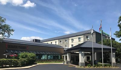 Holiday Inn & Suites Chicago-Carol Stream Wheaton by IHG