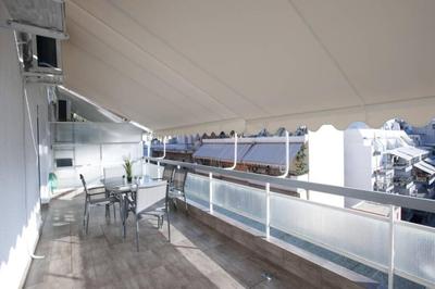 Kolonos, a renovated apartment