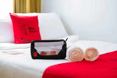 RedDoorz @ Poblacion Sur Sigma