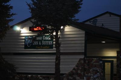 The Roosevelt Hotel & RV Park Gateway to Theodore Roosevelt National Park i-94
