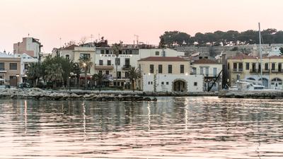 Faros Rooms