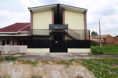 OYO Life 2273 Pratama Homestay