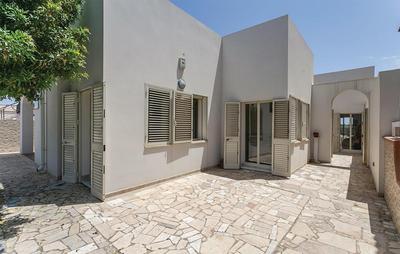 Villa Rosso Corallo