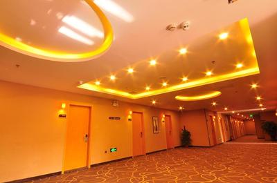 7Days Premium Ji`nan Luokou Clothing City Wuying Hill North Road