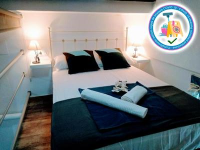 WISH SUITE BARRIO DE LEON EN TRIANA