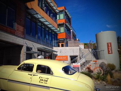 Island Inn at 123 West