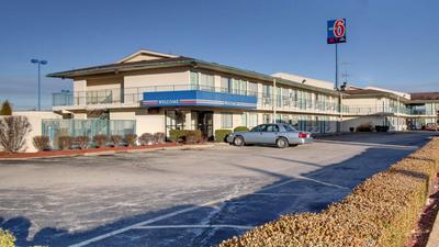 Motel 6-Owensboro, KY