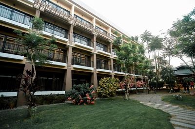 Summer Tree Hotel