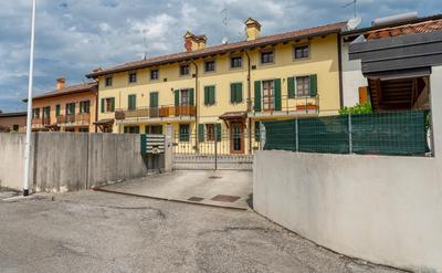 GuestHost - LEISURE & BUSINESS - Tempo libero & Business