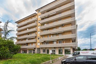 ZIA DINA APARTMENT