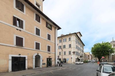 GuestHost - Colosseo Modern Apartment