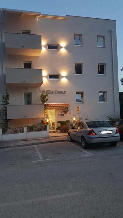 Apartment Luna