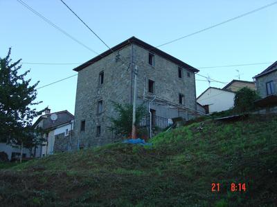 Gombereto 10