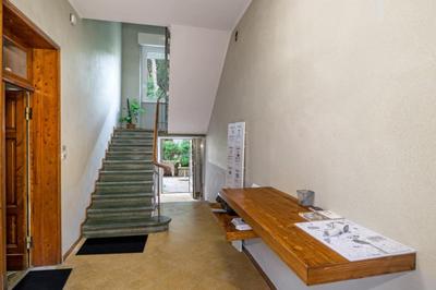 Casa Mirko - B & B con stazione ricarica auto elettriche parcheggio privato auto moto biciclette