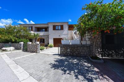 Apartman Magas with private pool